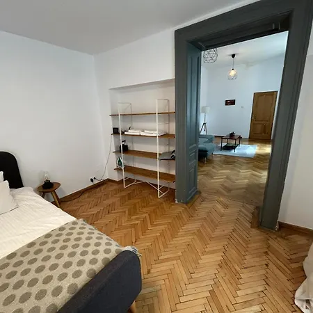 Schei Gate Apartment Brașov