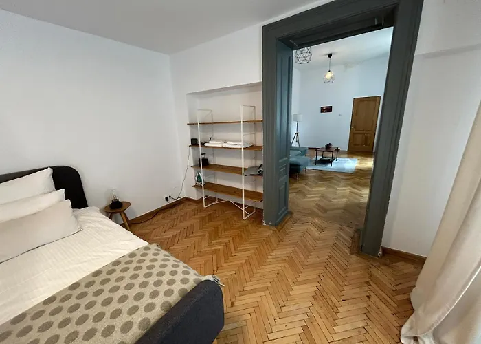 Schei Gate Apartment Brașov
