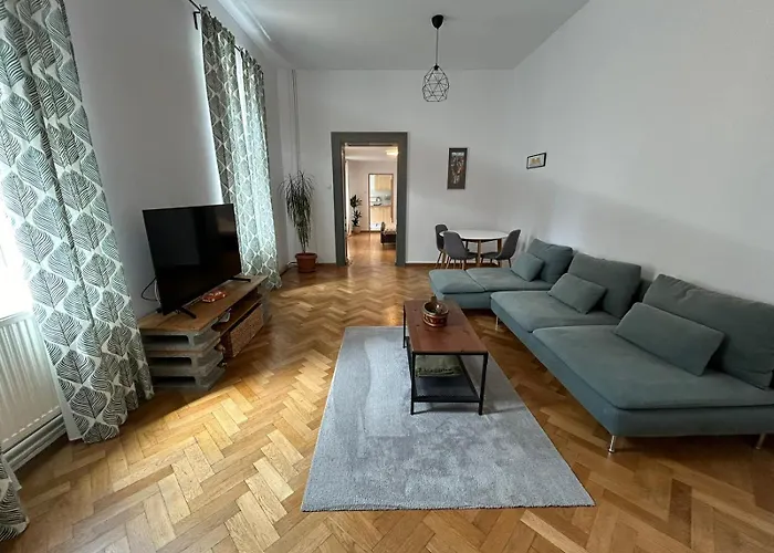 Schei Gate Apartment Brașov